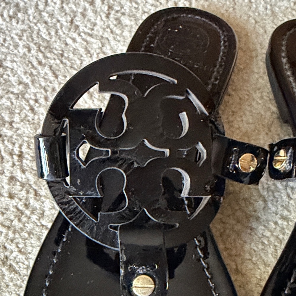 TORY BURCH MILLER Black Patent Logo Sandal Sz 9.5